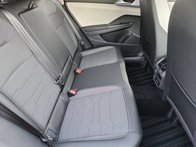 New 2026 Volkswagen Taos SE AWD/4WD image 22
