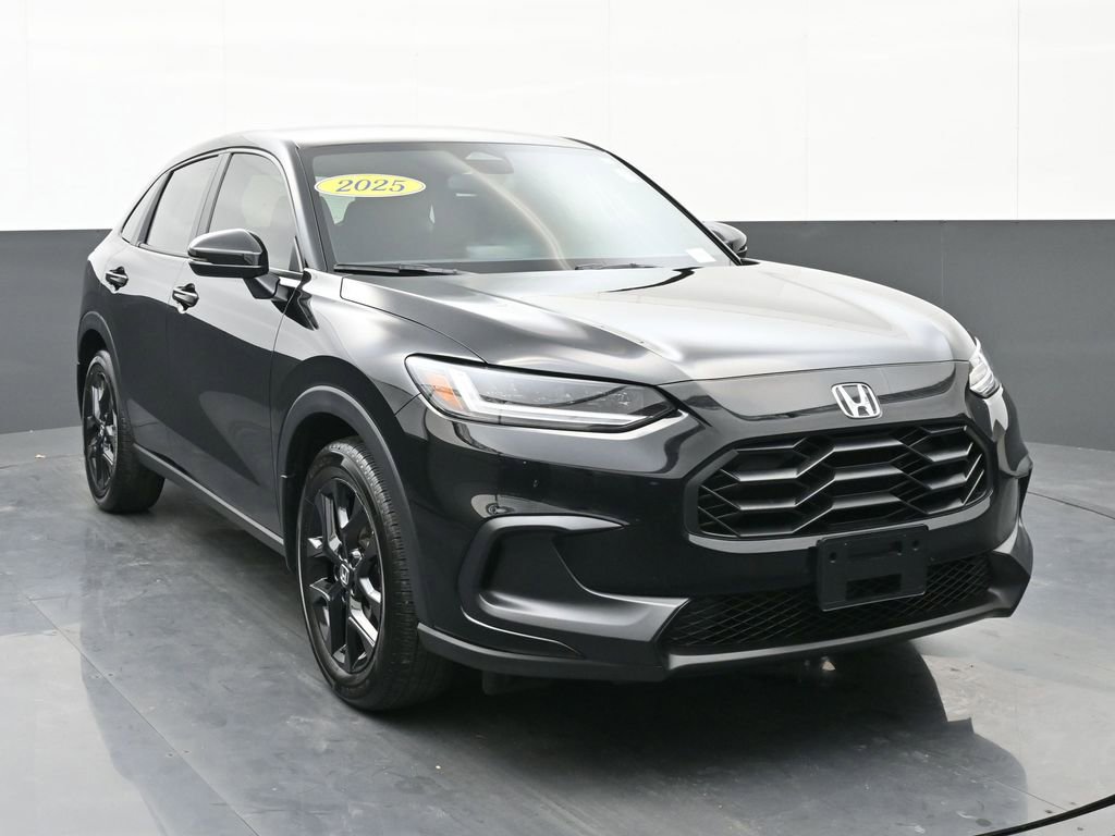 Used 2025 Honda HR-V Sport image 1