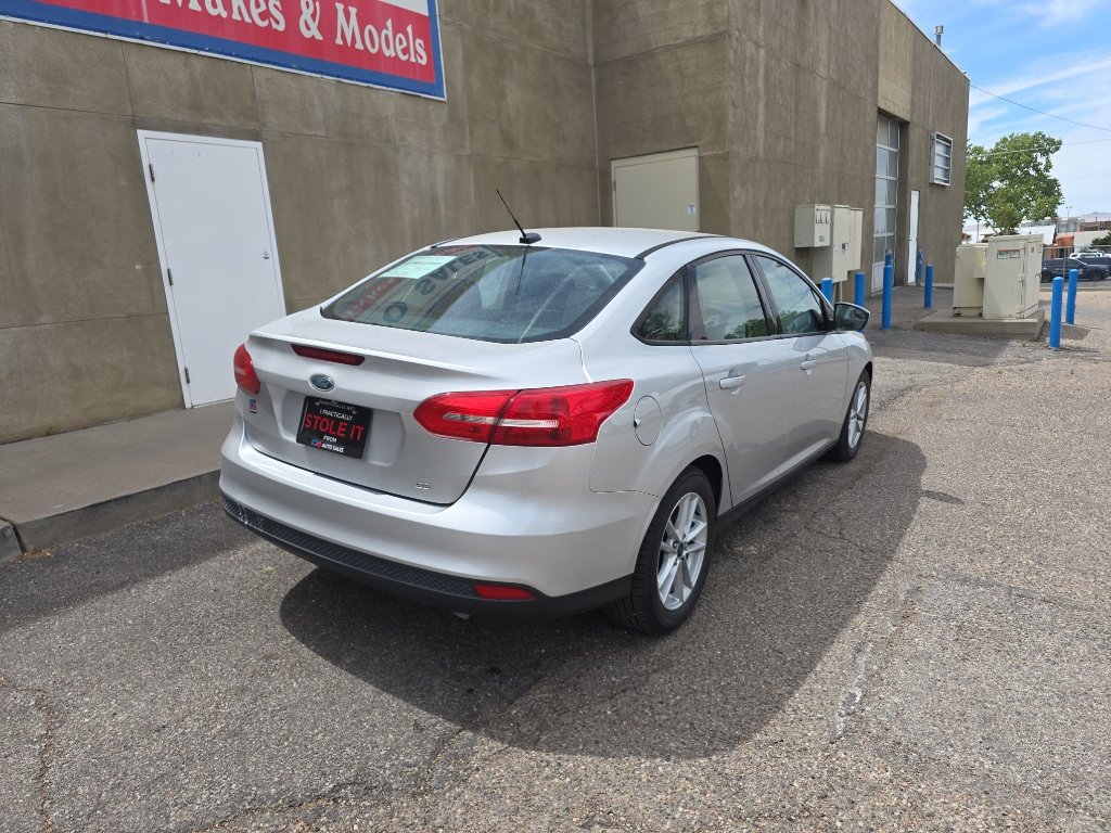 Used 2018 Ford Focus SE FWD image 5