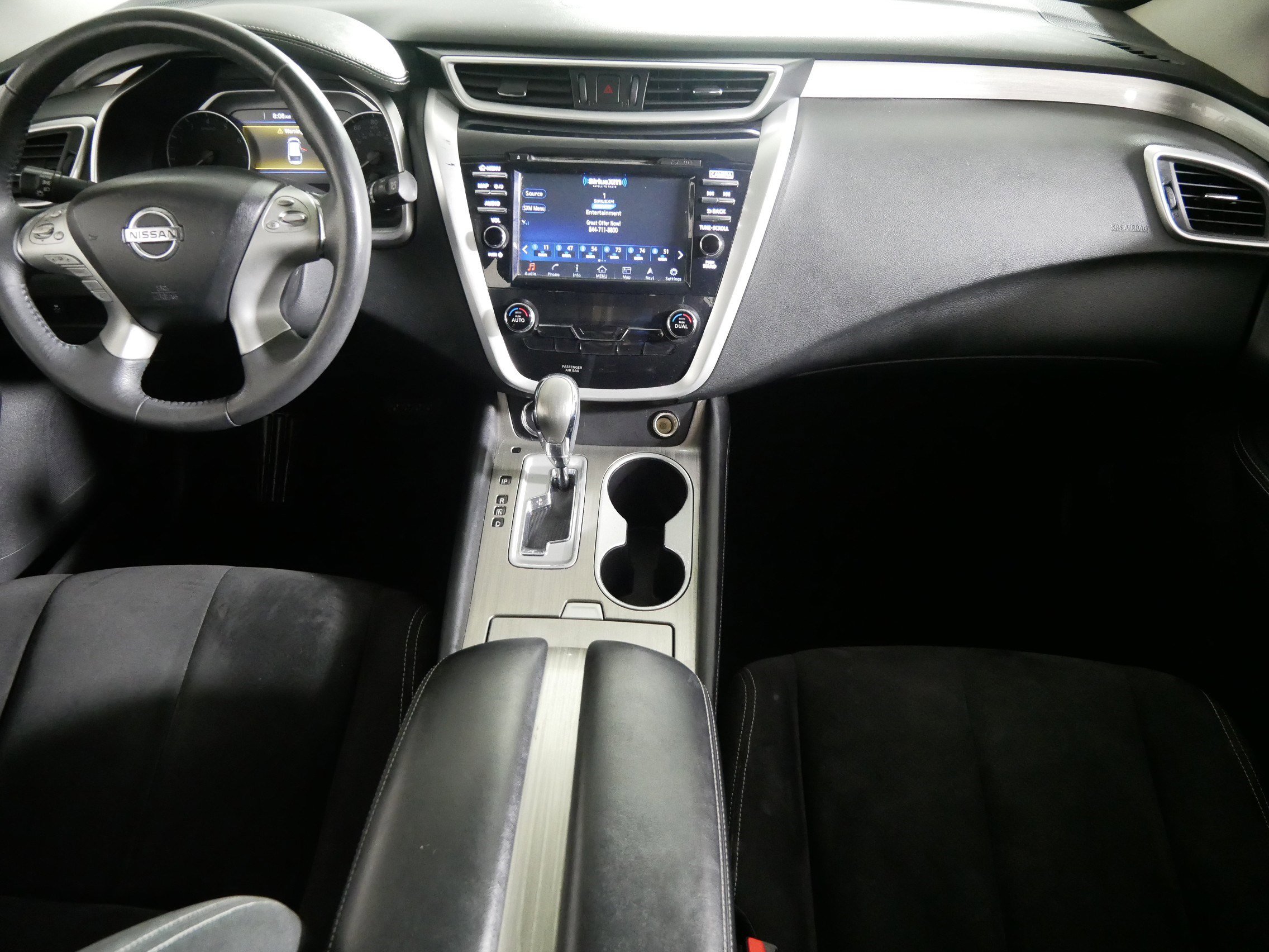 Used 2017 Nissan Murano SV image 10