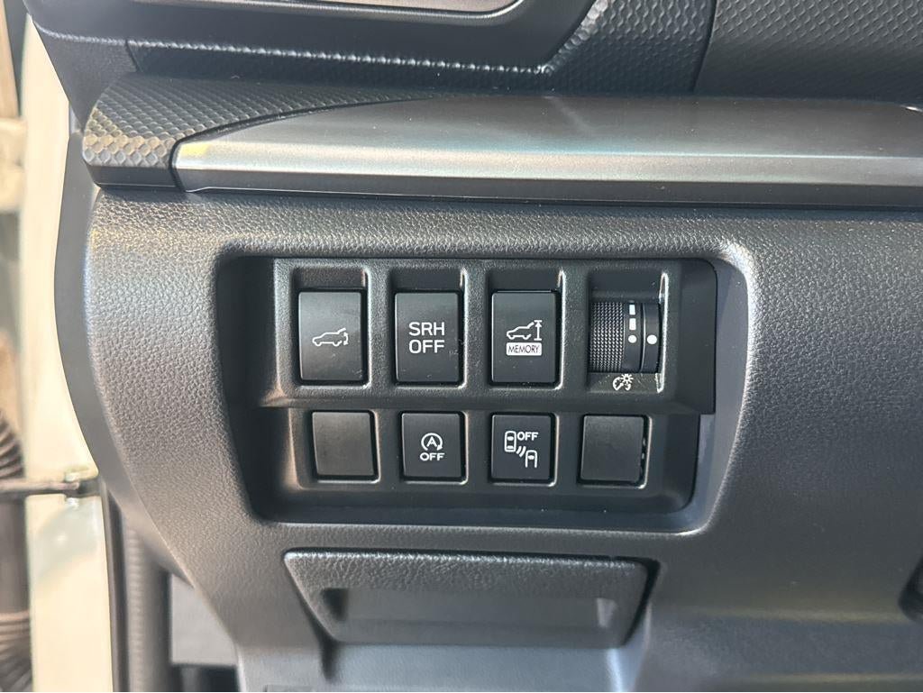Used 2023 Subaru Forester Premium AWD/4WD image 18