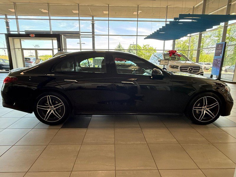 New 2026 Mercedes-Benz E 350 4MATIC Sedan image 2