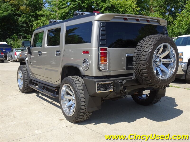 Used 2004 HUMMER H2 w/ Preferred Equipment Group AWD/4WD image 9