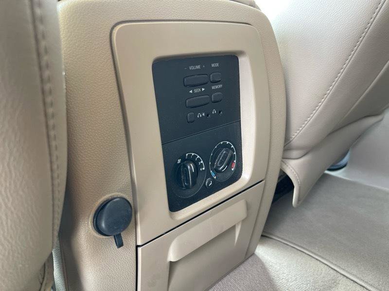 Used 2006 Ford Expedition Eddie Bauer image 31