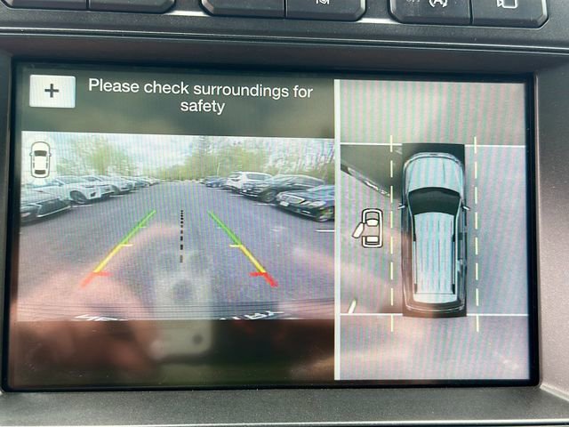 Used 2018 Ford Expedition Limited w/ Equipment Group 302A AWD/4WD image 16