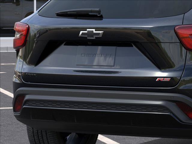 New 2026 Chevrolet Trax RS w/ Driver Confidence Package FWD image 17