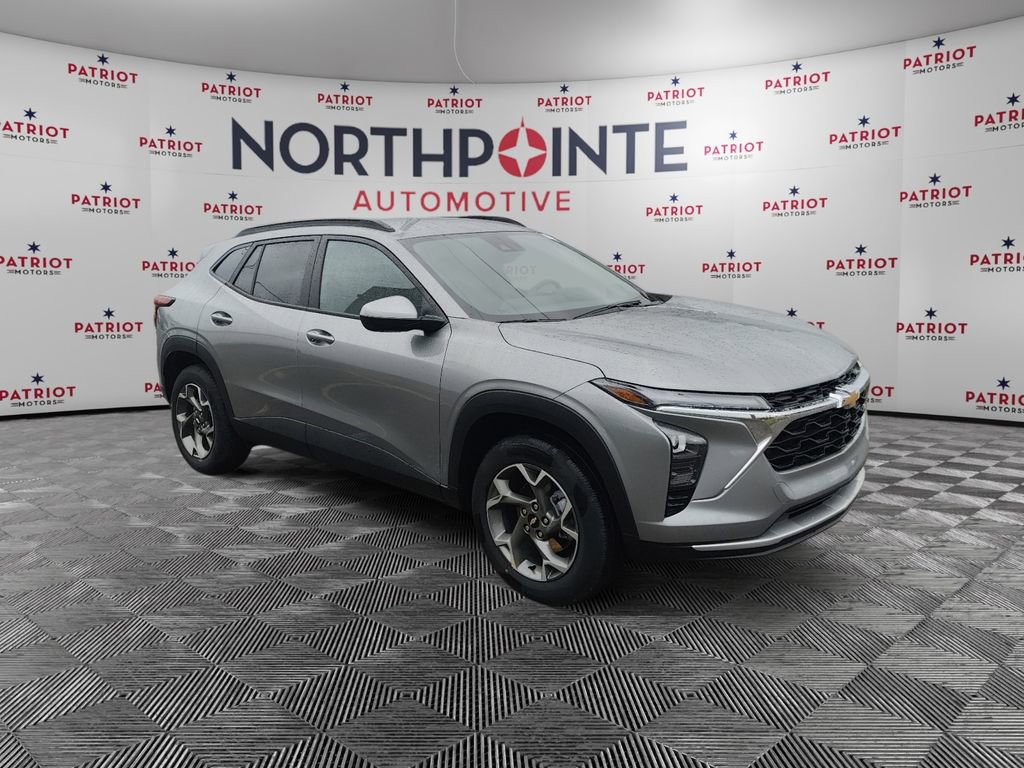 New 2025 Chevrolet Trax LT image 1