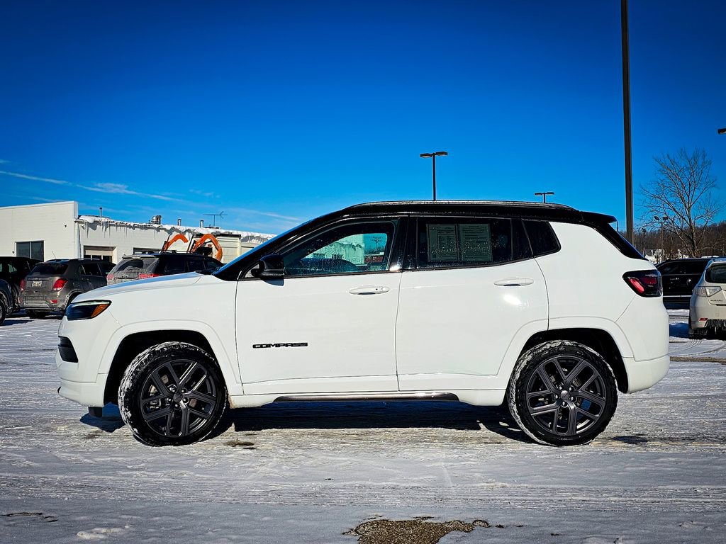 Certified 2024 Jeep Compass Limited w/ High Altitude Package image 6