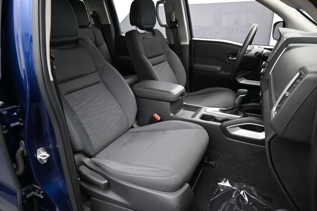 Used 2022 Nissan Frontier SV RWD image 44