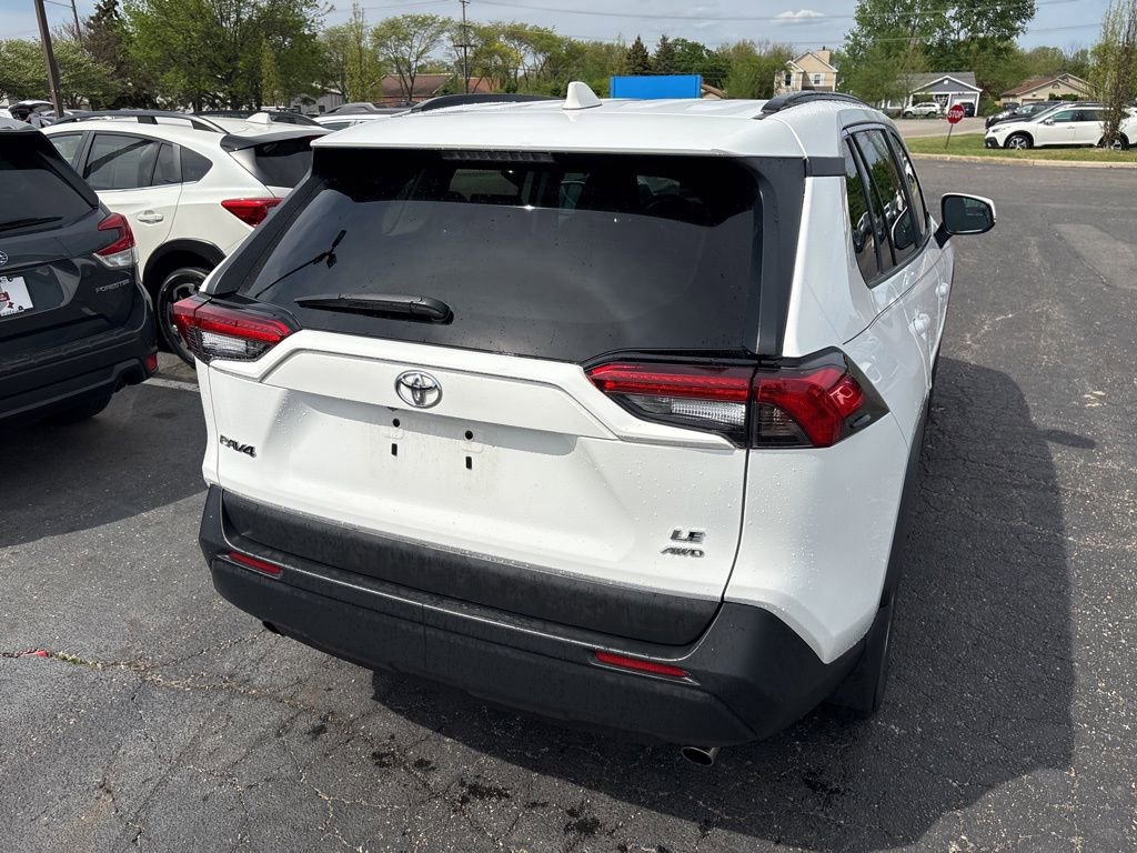 Used 2019 Toyota RAV4 LE w/ All Weather Liner Package AWD/4WD image 3