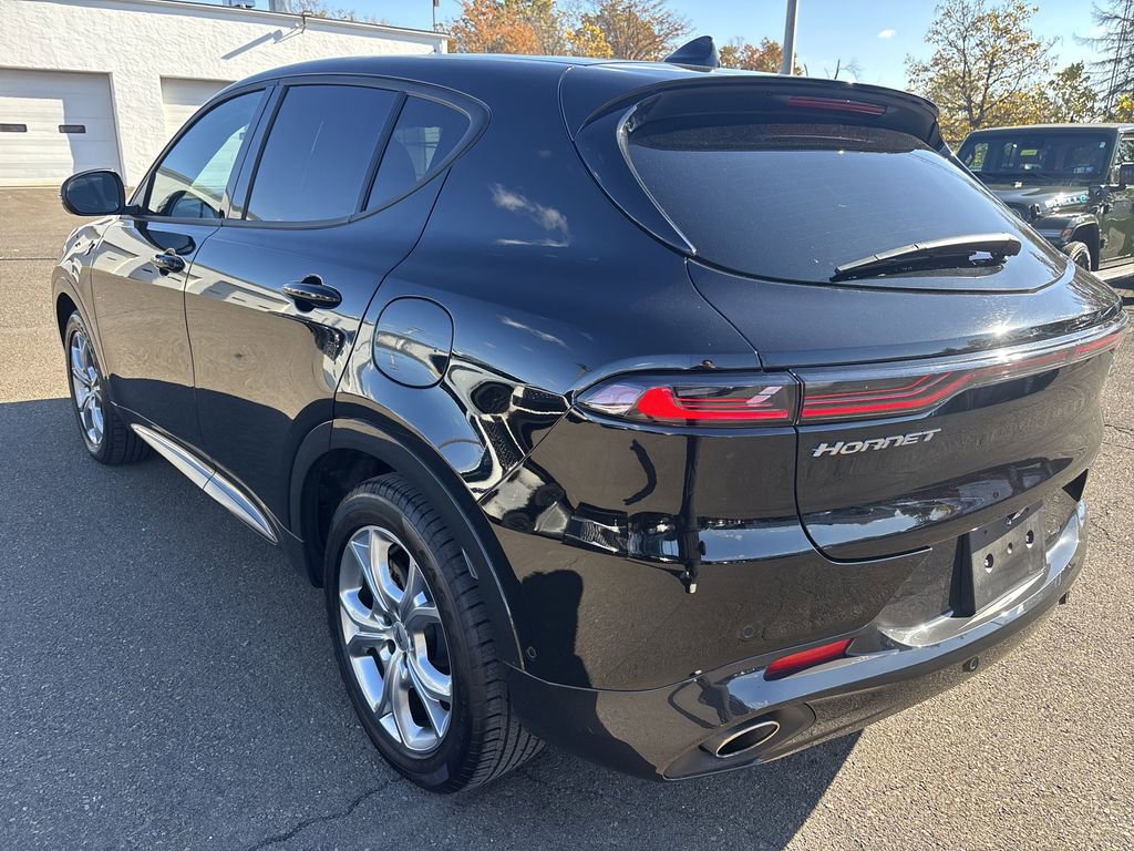 Used 2024 Dodge Hornet R/T Plus w/ Tech Pack Plus w/o Parking image 3