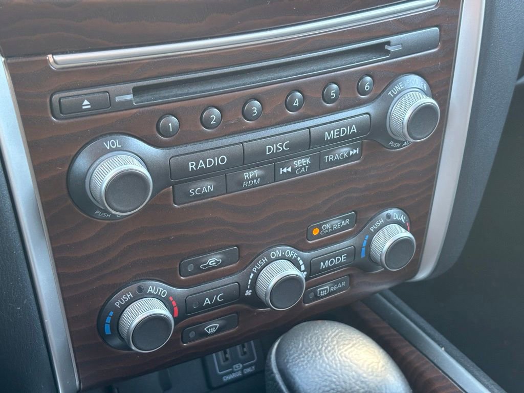 Used 2018 Nissan Pathfinder Platinum image 26