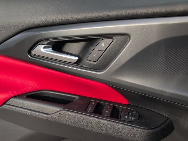 New 2026 Chevrolet Equinox EV RS FWD image 16