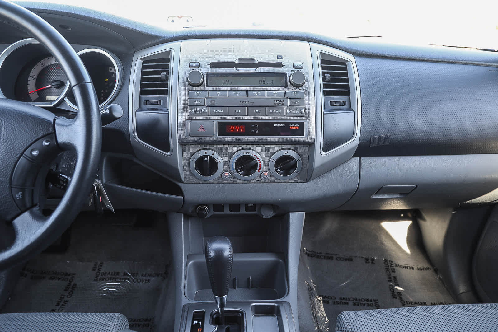 Used 2011 Toyota Tacoma PreRunner w/ TRD Sport Pkg w/JBL Audio RWD image 13