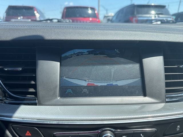 Used 2018 Buick Regal Preferred FWD image 25