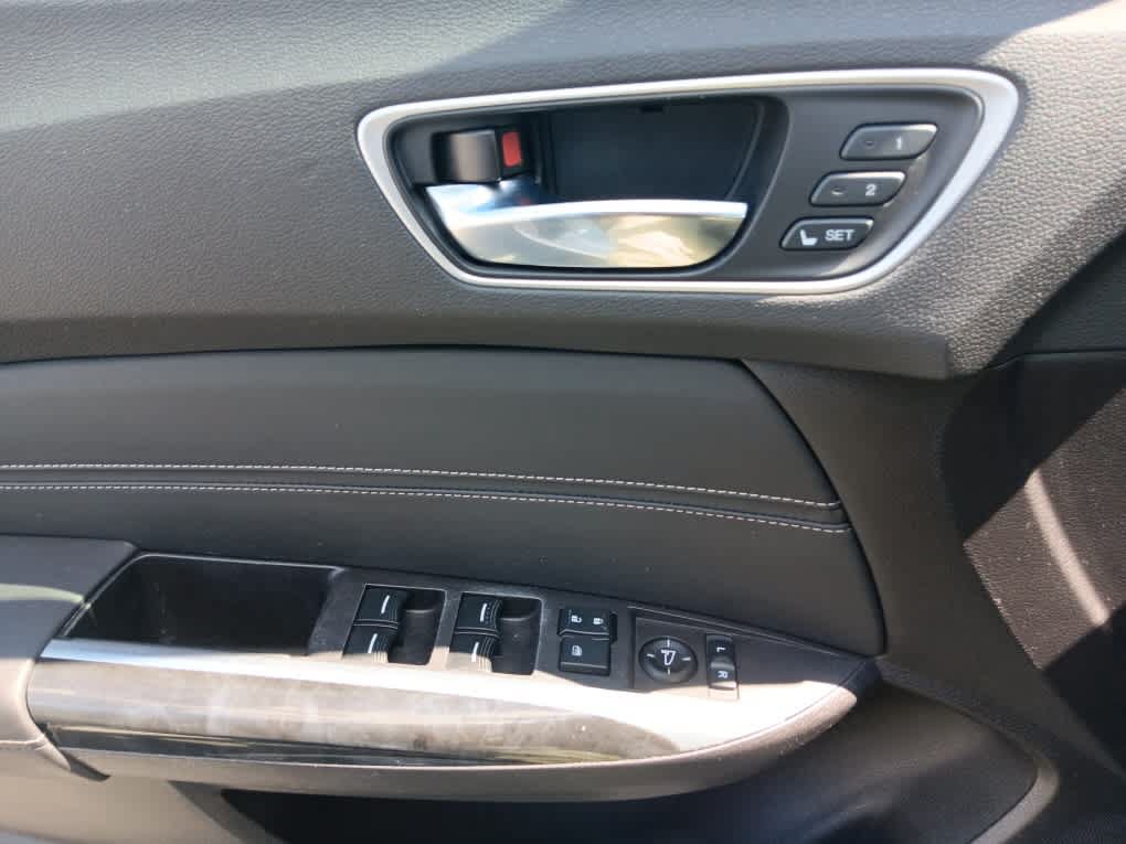 Used 2019 Acura TLX w/ Technology Package FWD image 28