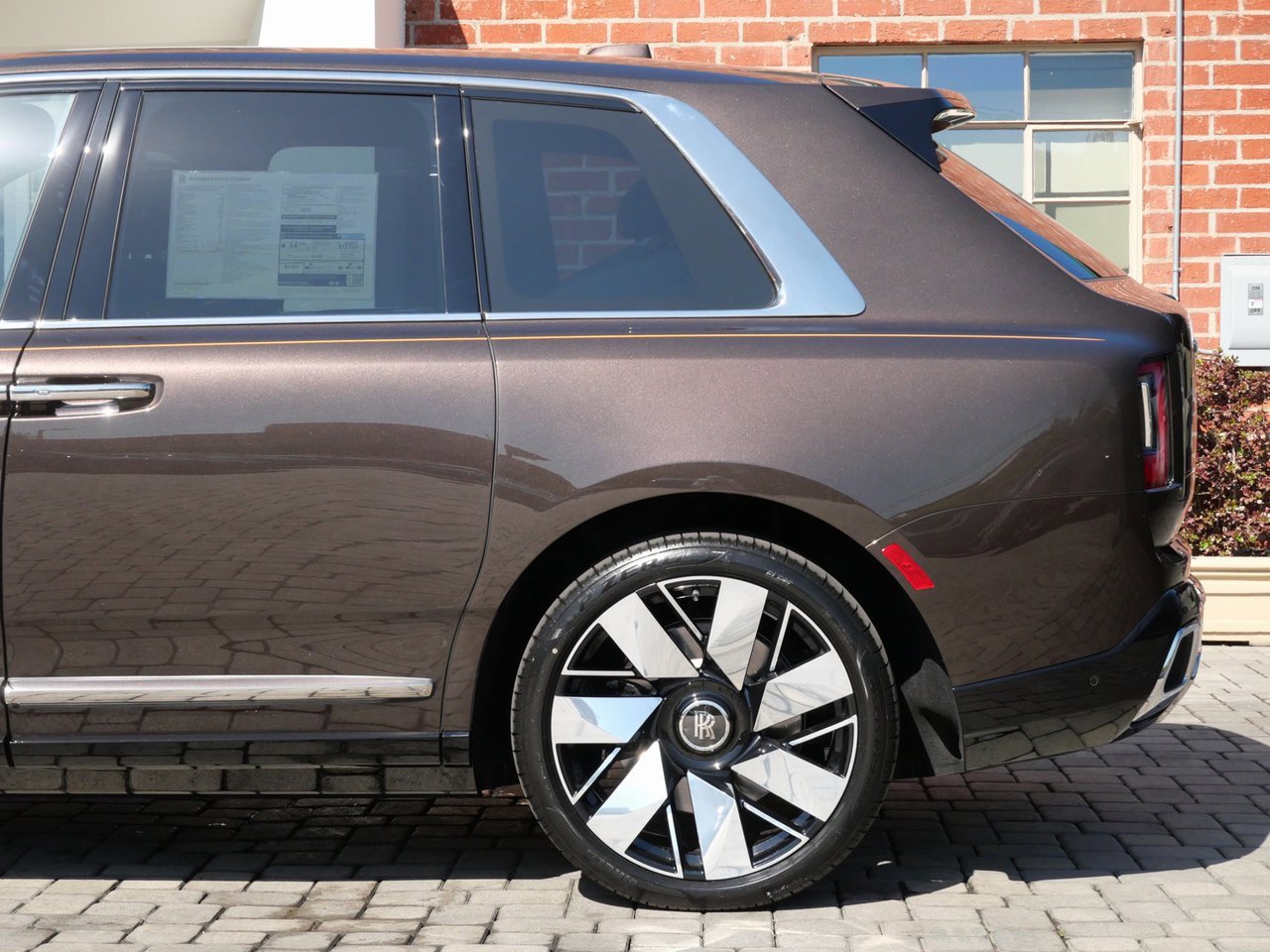 New 2026 Rolls-Royce Cullinan image 22
