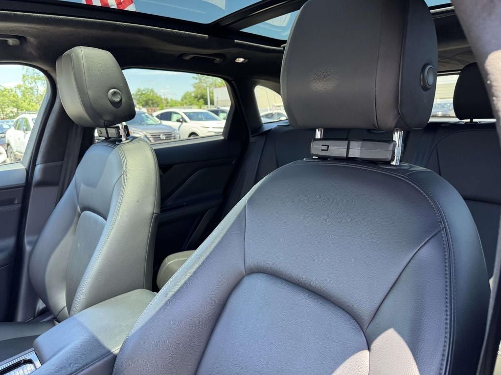 Used 2020 Jaguar F-PACE Premium AWD/4WD image 26