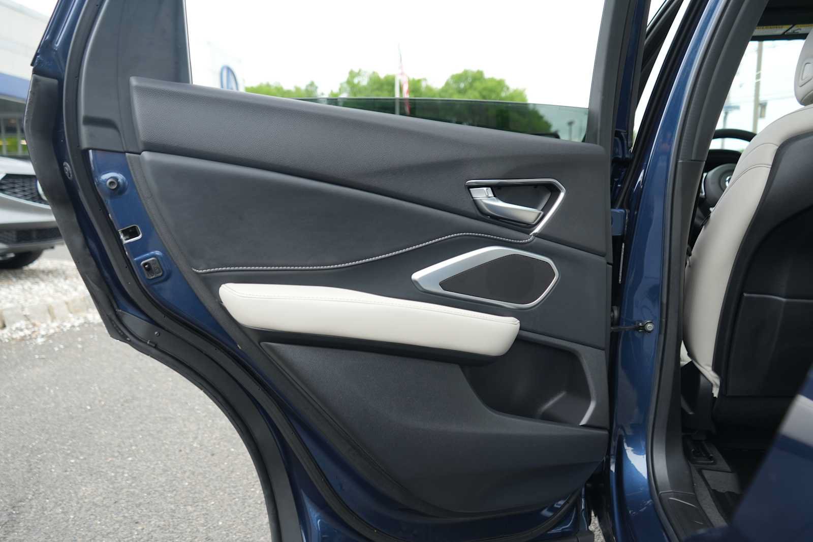 Certified 2025 Acura RDX SH-AWD image 34