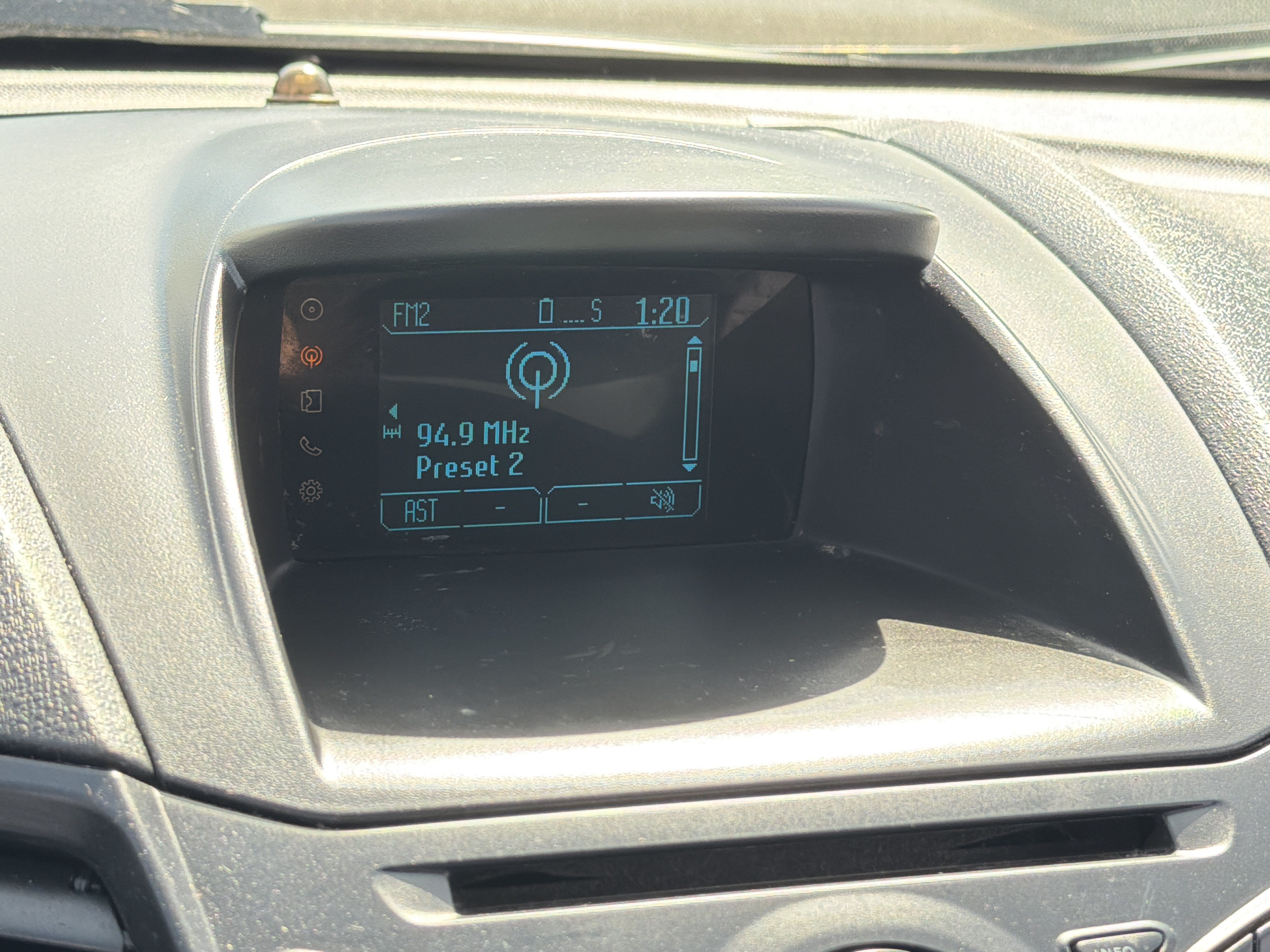 Used 2016 Ford Fiesta SE FWD image 18