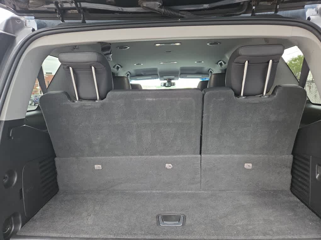 Used 2019 Cadillac Escalade 4WD image 9