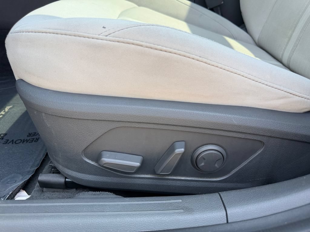 Used 2022 Hyundai Sonata SEL w/ Convenience Package FWD image 25