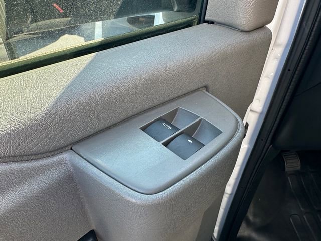 New 2024 GMC Savana 3500 w/ Power Convenience Package image 18