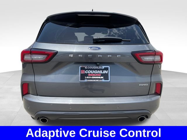 Used 2023 Ford Escape ST-Line w/ Tech Pack #1 AWD/4WD image 4