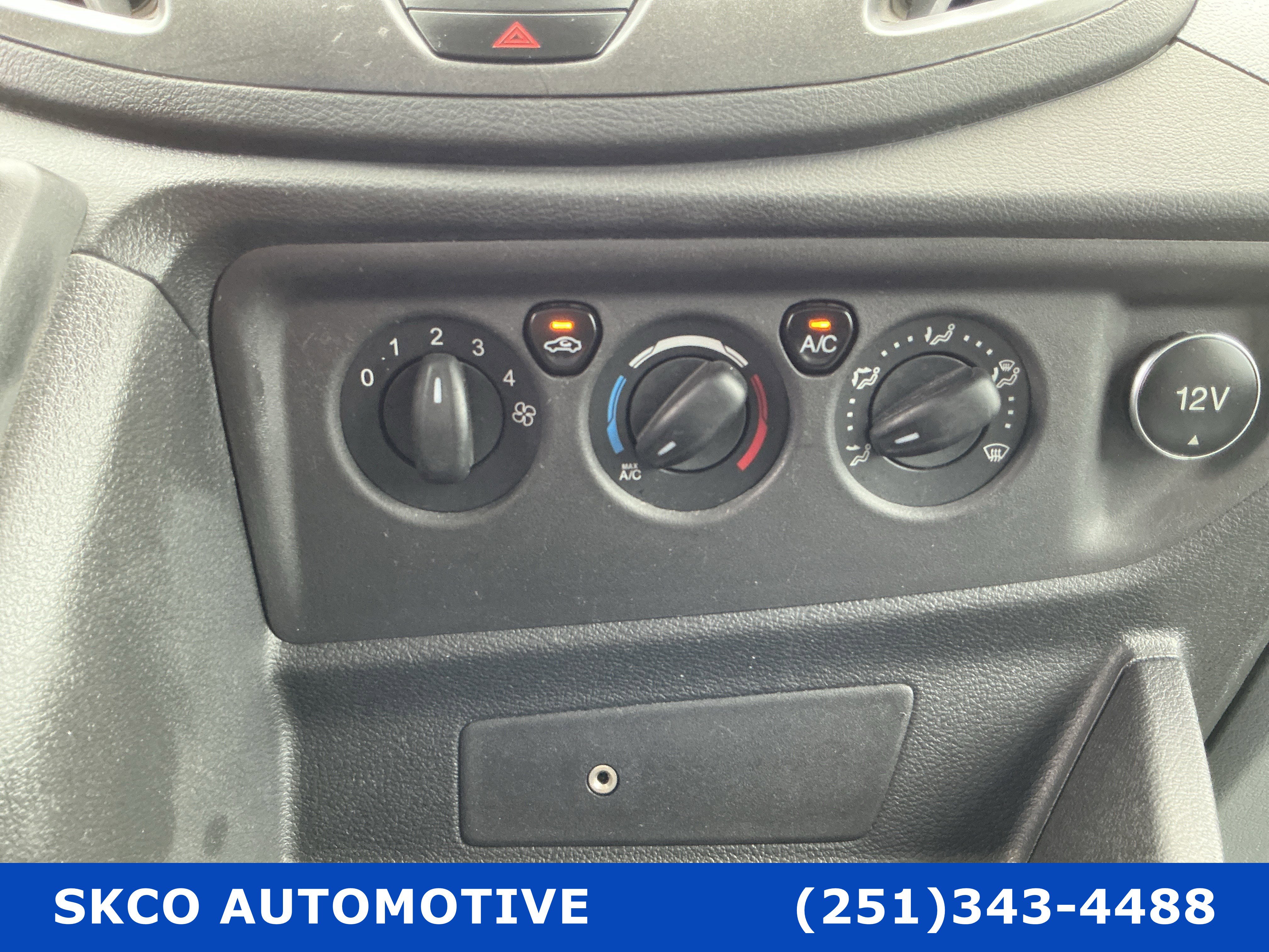 Used 2018 Ford Transit 150 148 Medium Roof image 25