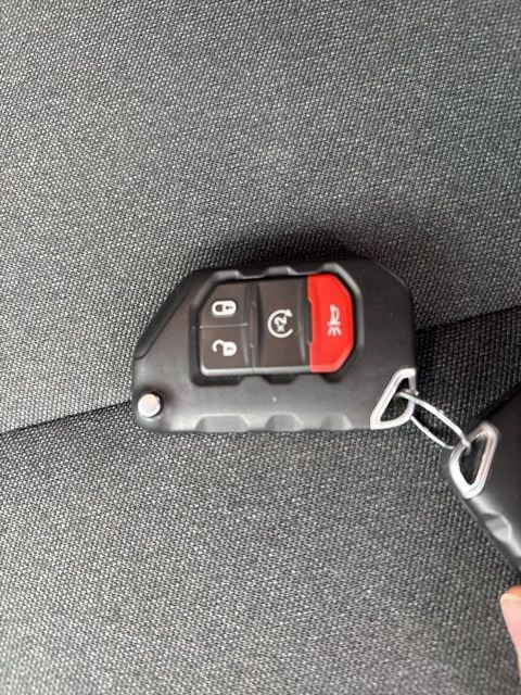 Certified 2025 Jeep Wrangler Unlimited Sport AWD/4WD image 31