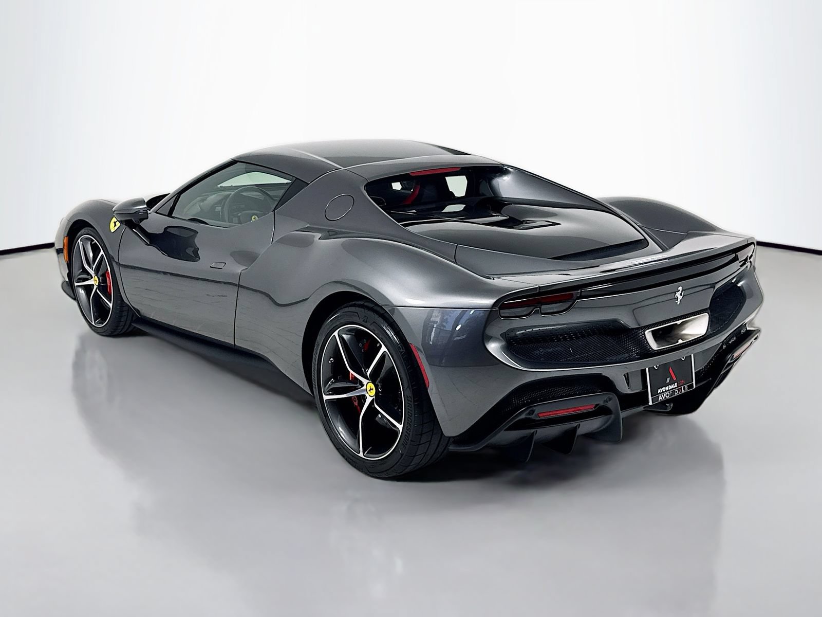 Used 2023 Ferrari 296 GTB RWD image 5
