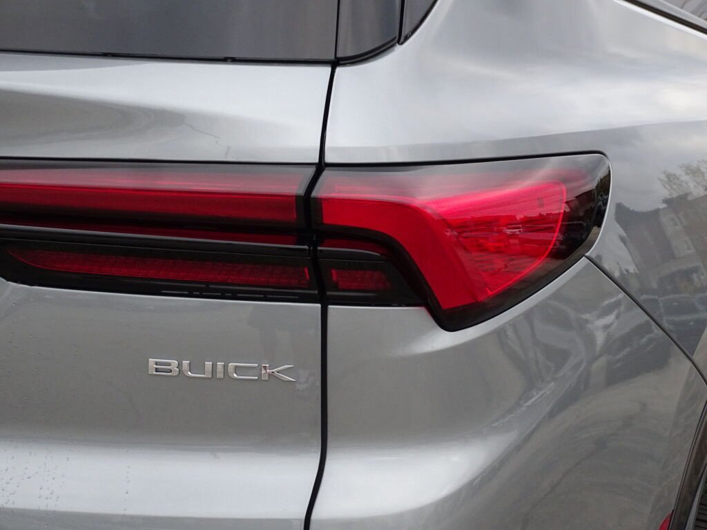 New 2025 Buick Enclave Sport Touring w/ Super Cruise Package image 14