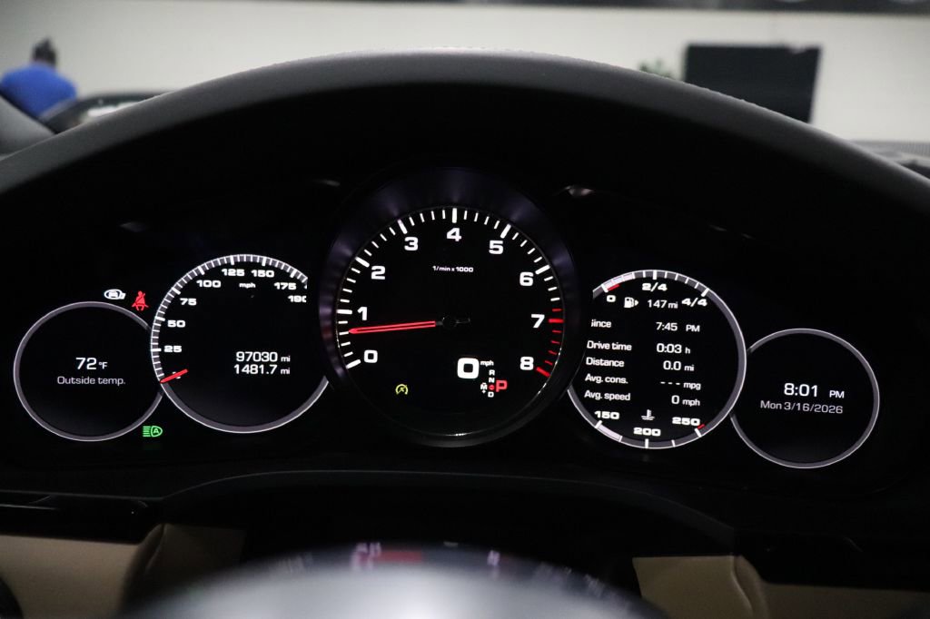 Used 2019 Porsche Cayenne S w/ Premium Plus Package image 15