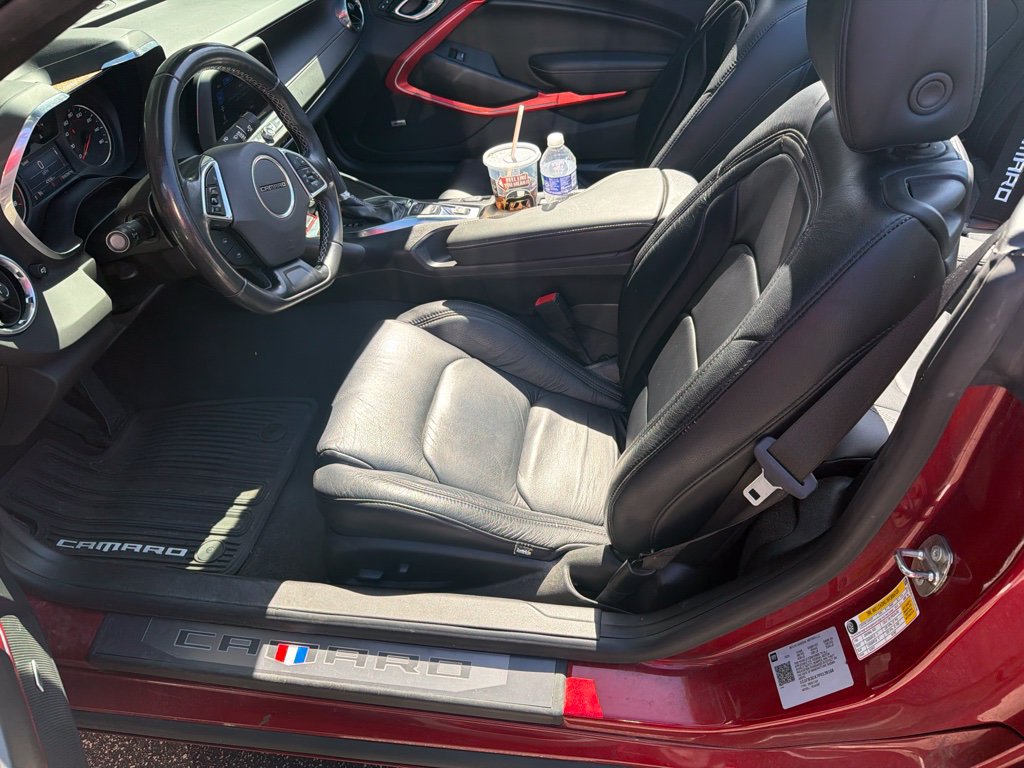 Used 2023 Chevrolet Camaro LT w/ Technology Package RWD image 6