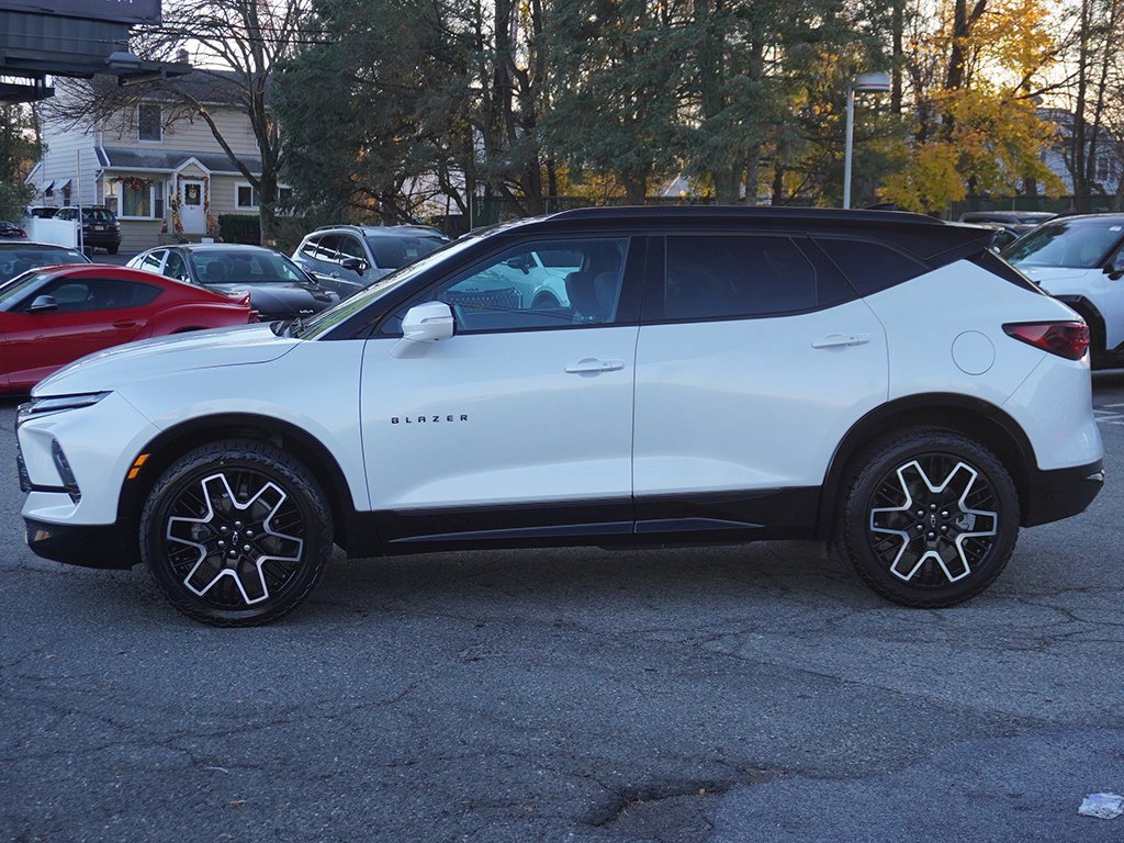 Used 2024 Chevrolet Blazer RS w/ Driver Confidence II Package image 21