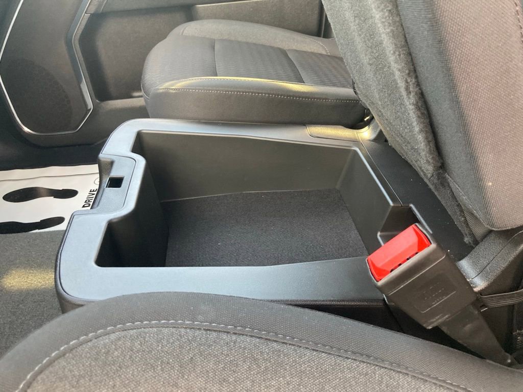 Used 2023 Chevrolet Silverado 1500 LT image 29