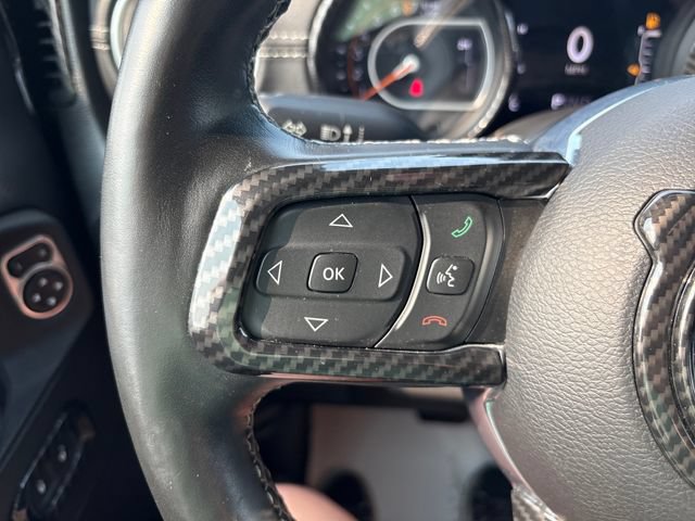 Used 2022 Jeep Wrangler Unlimited Sahara w/ Advanced Safety Group AWD/4WD image 11