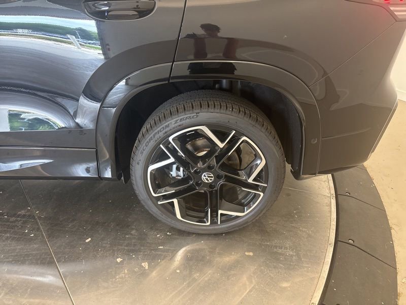 New 2026 Volkswagen Tiguan SEL R-Line AWD/4WD image 53