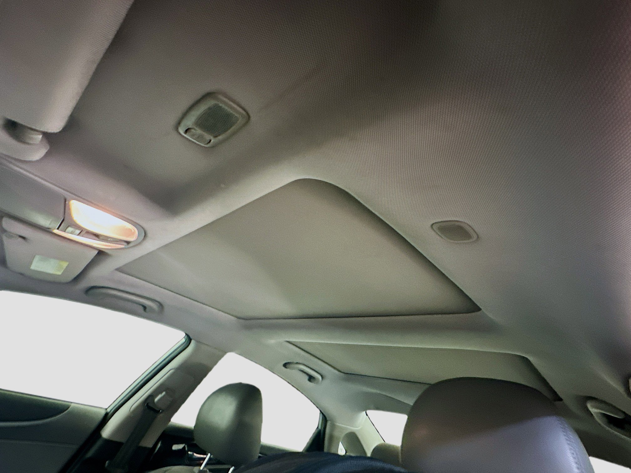 Used 2012 Hyundai Sonata Limited w/ Navigation Pkg image 27