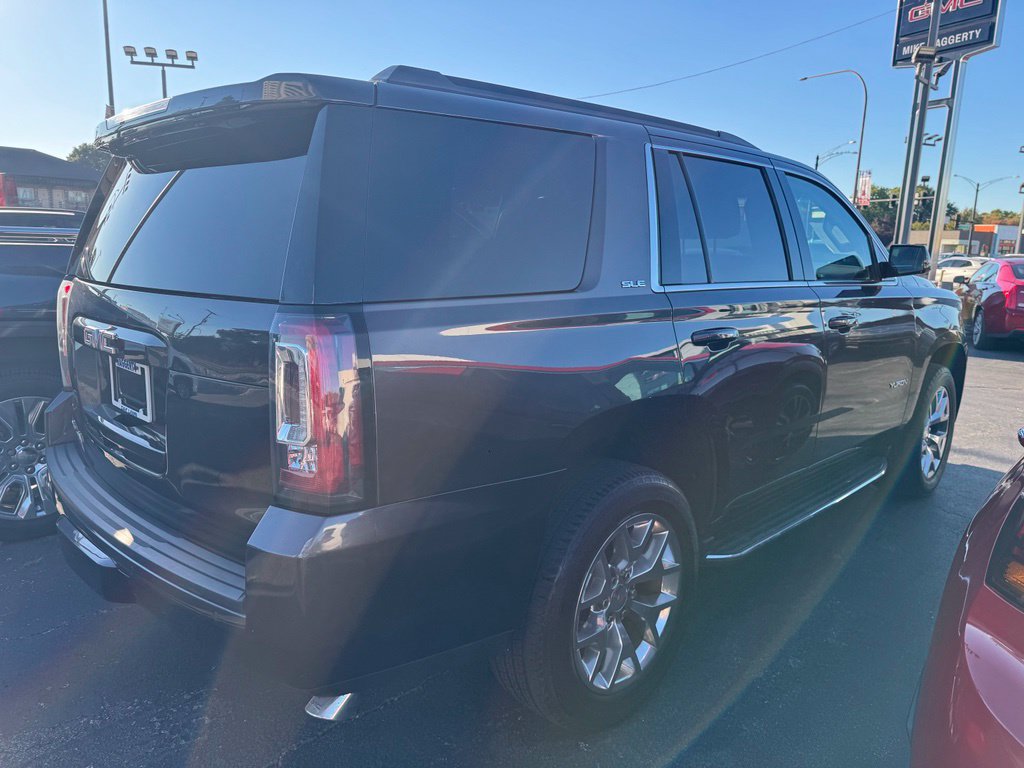 Used 2018 GMC Yukon SLE w/ SLE Value Package AWD/4WD image 3