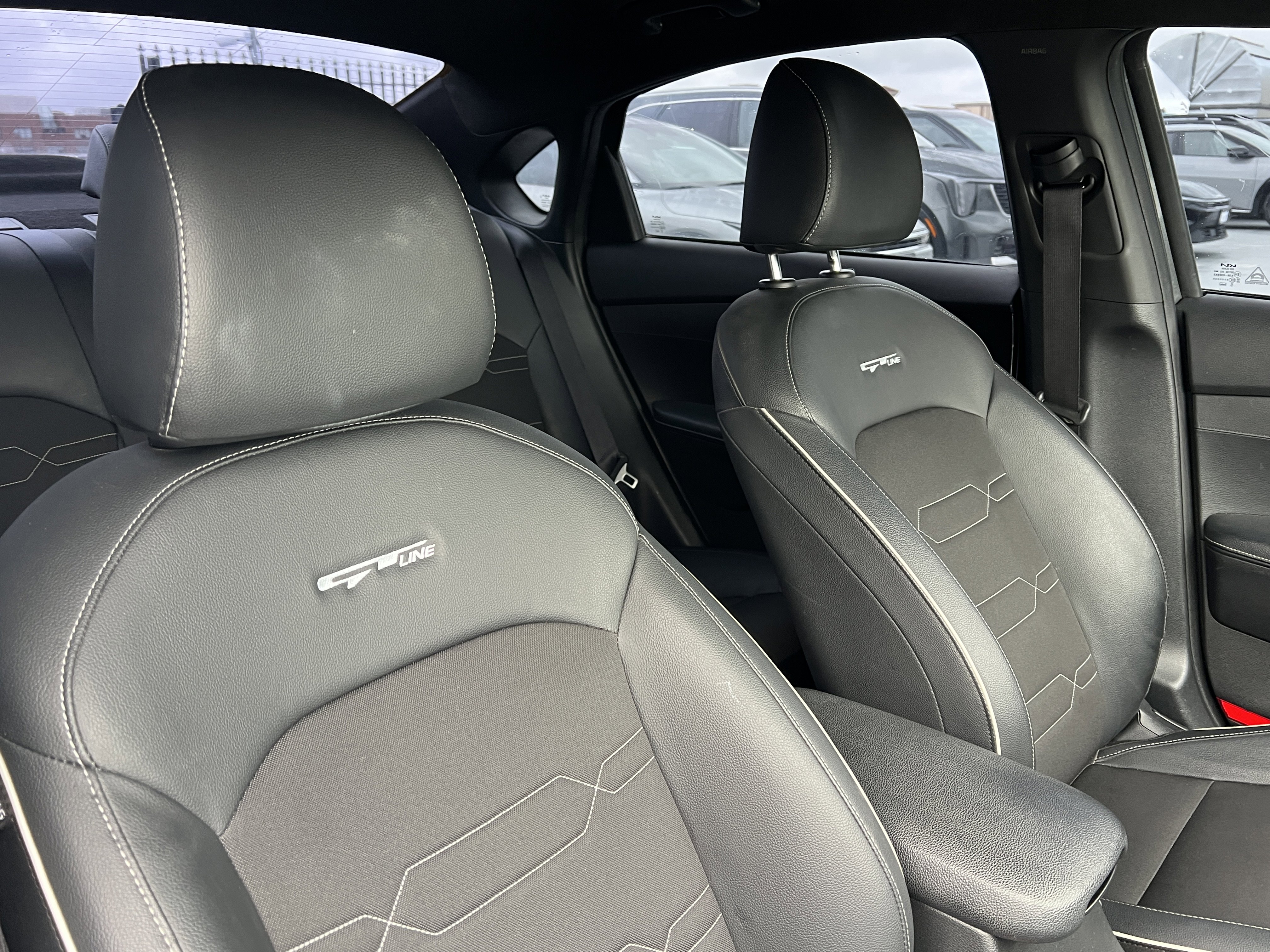 Used 2022 Kia Forte GT-Line w/ GT-Line Technology Package image 13