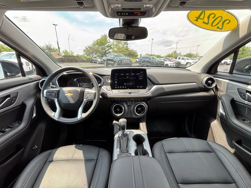 Used 2024 Chevrolet Blazer LT w/ Redline Edition FWD image 24