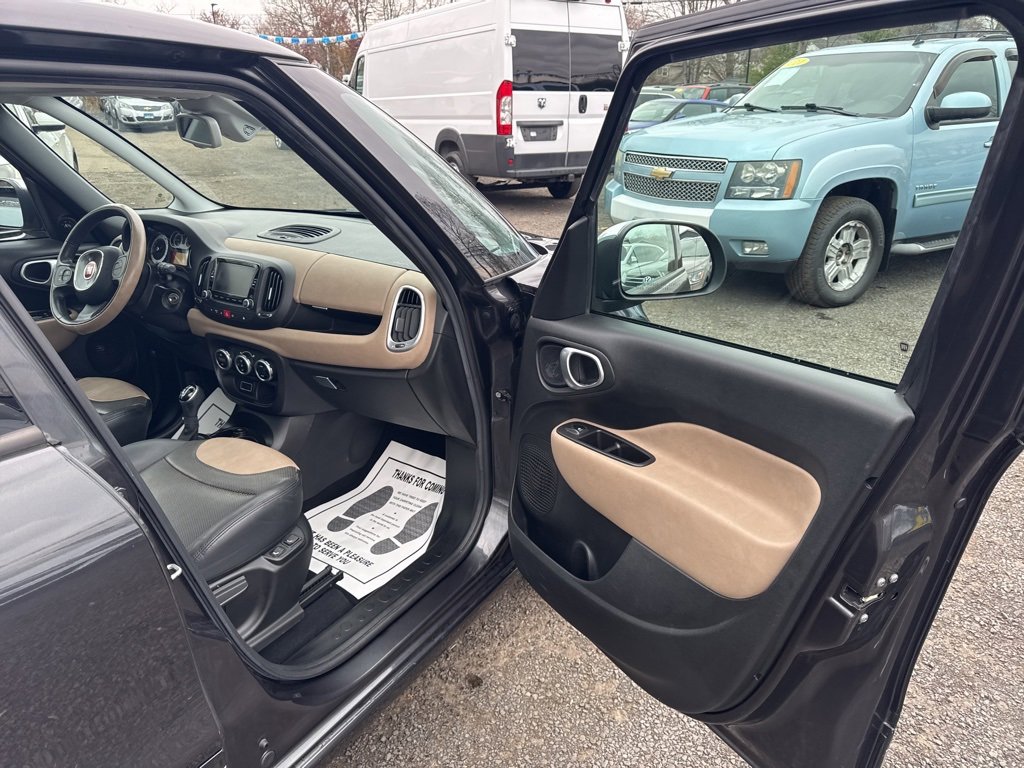 Used 2016 FIAT 500L Lounge image 28