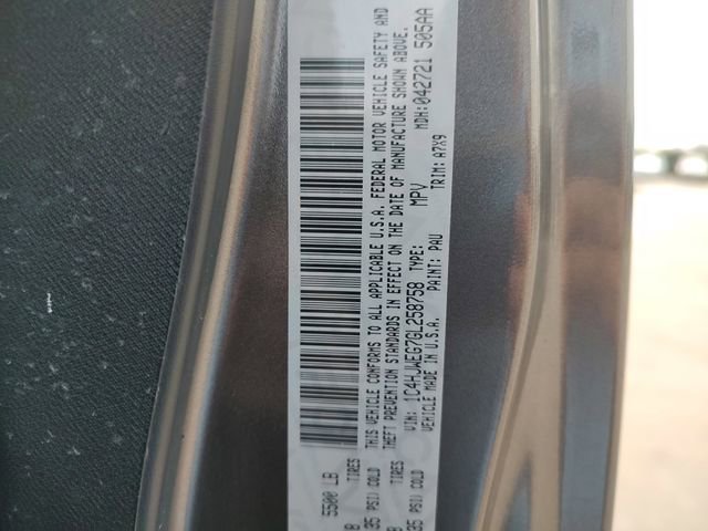 Used 2016 Jeep Wrangler Unlimited Sahara w/ Connectivity Group image 30