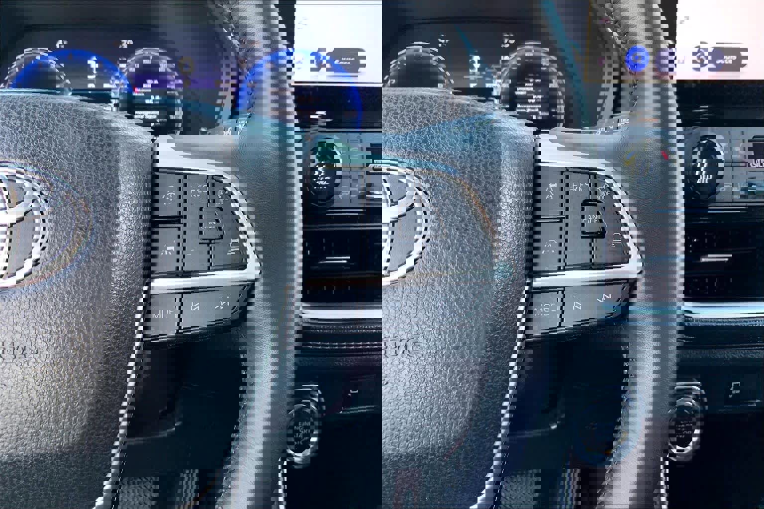 Used 2025 Toyota Grand Highlander FWD image 23