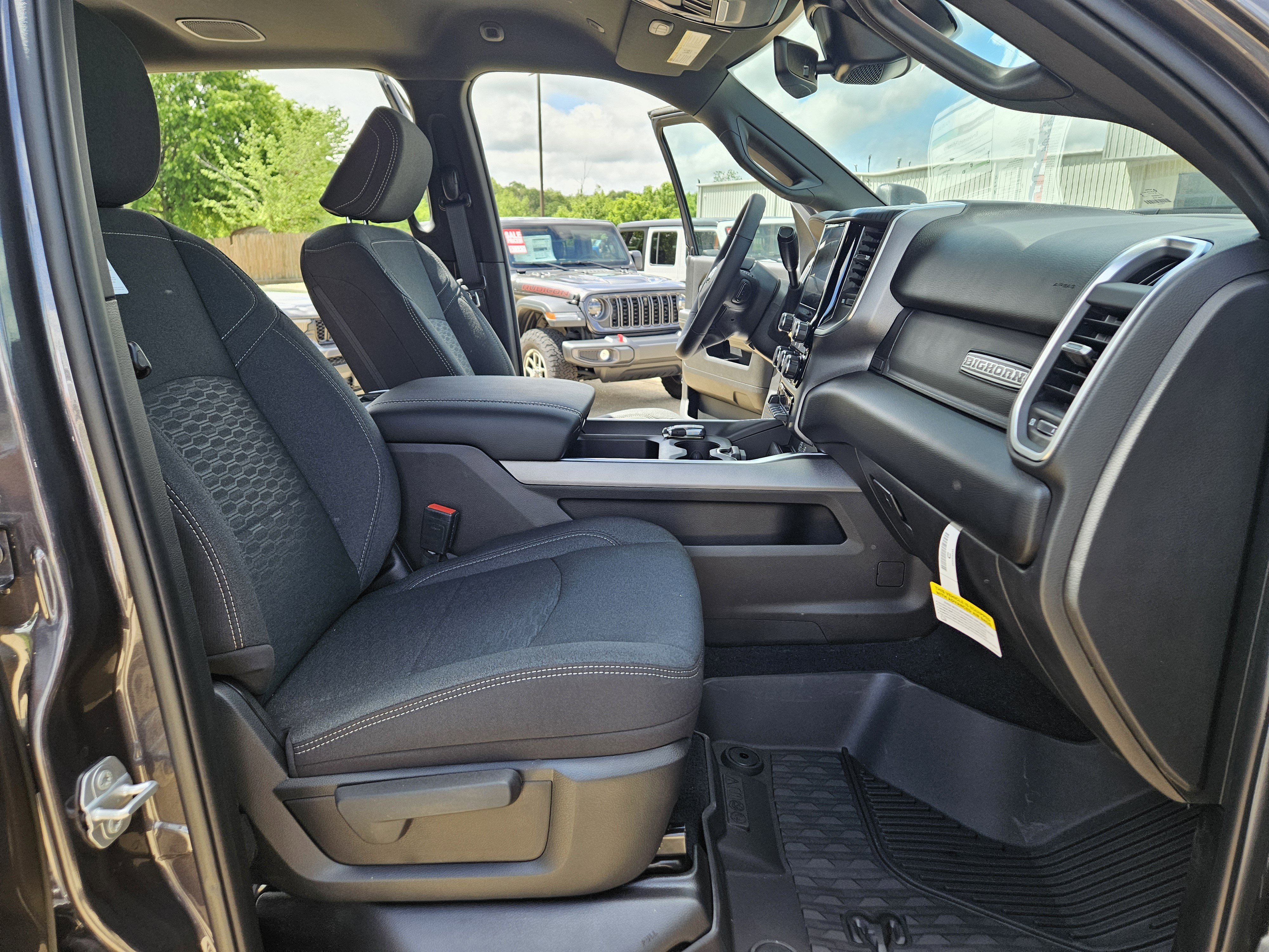New 2025 RAM 2500 Big Horn w/ Safety Group AWD/4WD image 17