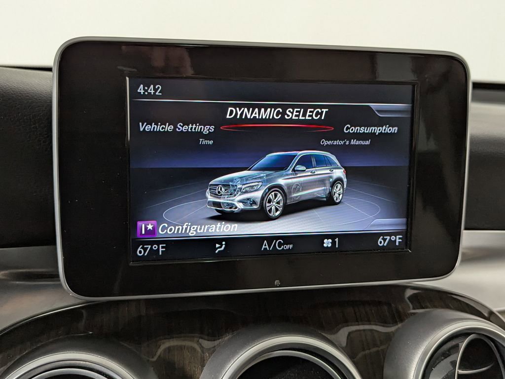 Used 2019 Mercedes-Benz GLC 300 4MATIC image 34