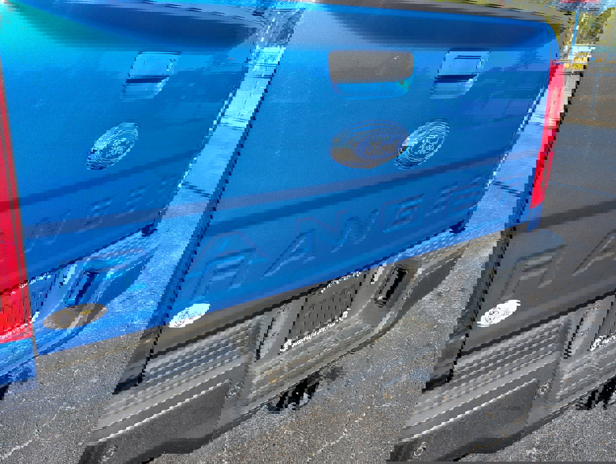 Used 2020 Ford Ranger XLT w/ Equipment Group 301A Mid AWD/4WD image 13