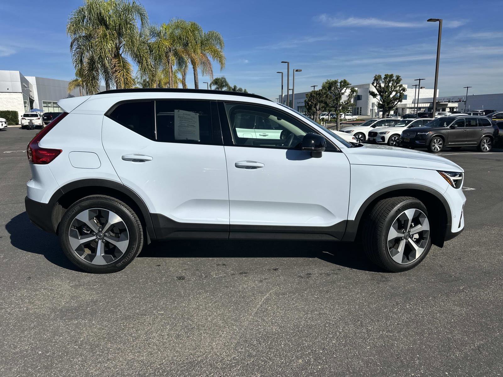 Certified 2026 Volvo XC40 B5 Plus w/ Protection Package Premier image 3