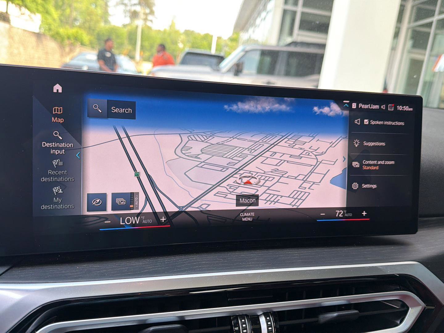 Certified 2023 BMW 330i xDrive Sedan w/ Premium Package AWD/4WD image 24